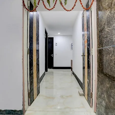 Hotel O Red Apple Homes